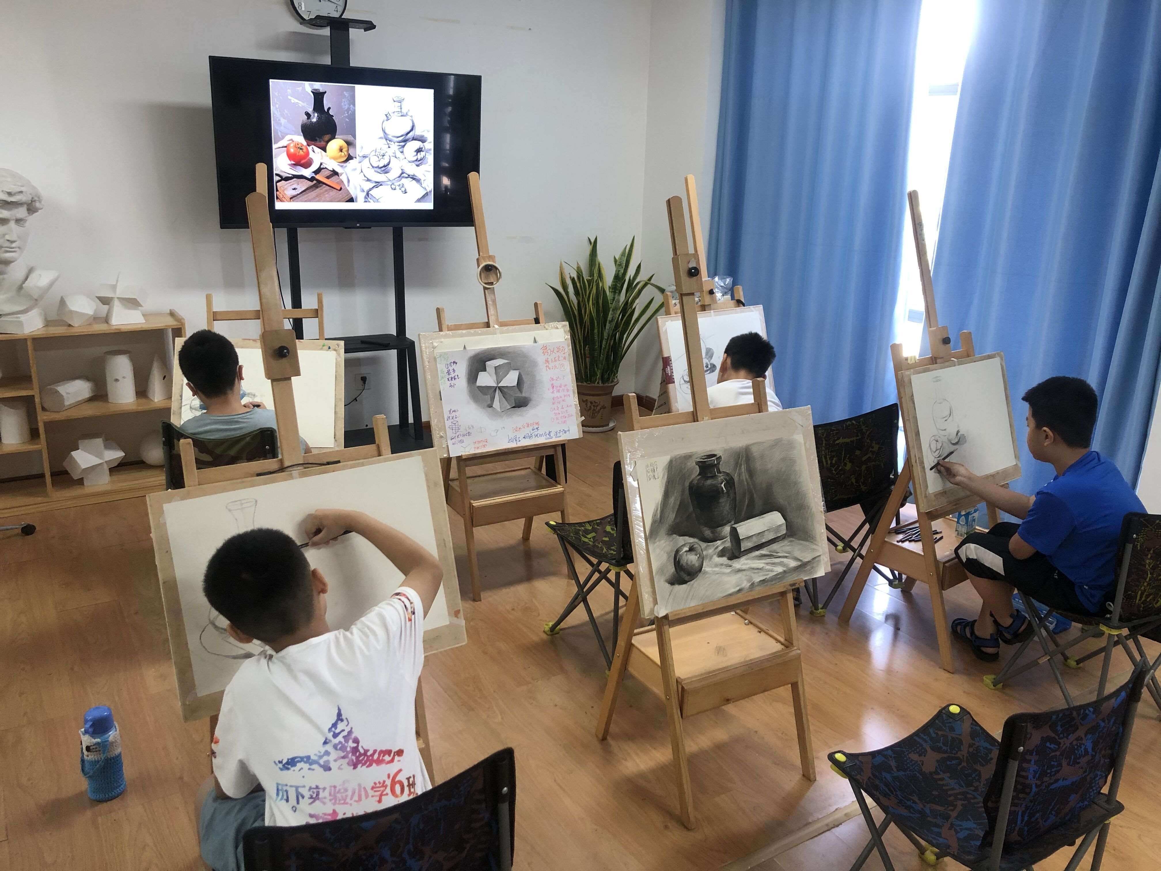 济南培训 济南培训学校 济南千墨画室 济南少儿美术培训班方案课程